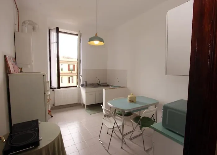 Sacconi Flat Apartman Róma