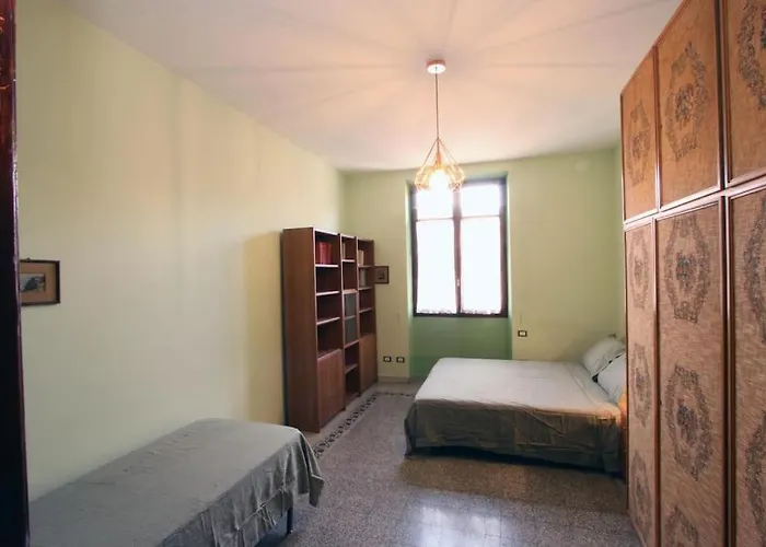 Sacconi Flat * Róma