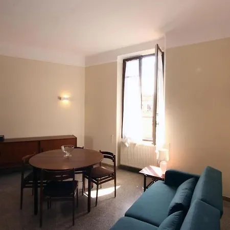 Apartment Sacconi Flat
