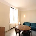 Sacconi Flat 아파트
